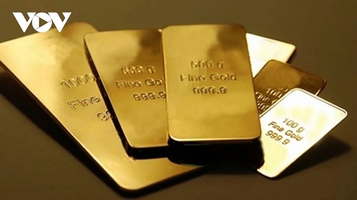 Giá vàng hôm nay 4/4: SJC tăng nhẹ, duy trì chênh lệch cao với thế giới